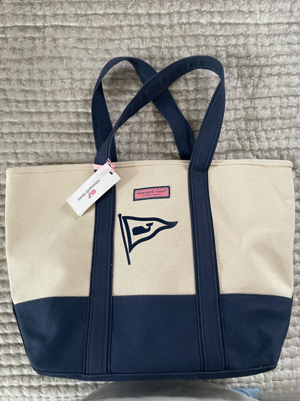 Vineyard Vines Navy & Cream Canvas Tote Bag NWT